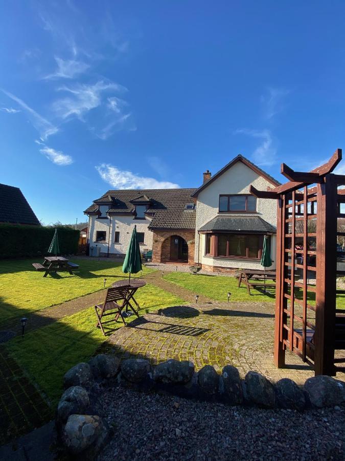 Highland Stays - Rushfield House Rooms Fort William Exterior foto